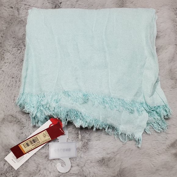 FREE*LIMITED TIME ONLY*FREE Oblong Scarf! - Picture 3 of 3